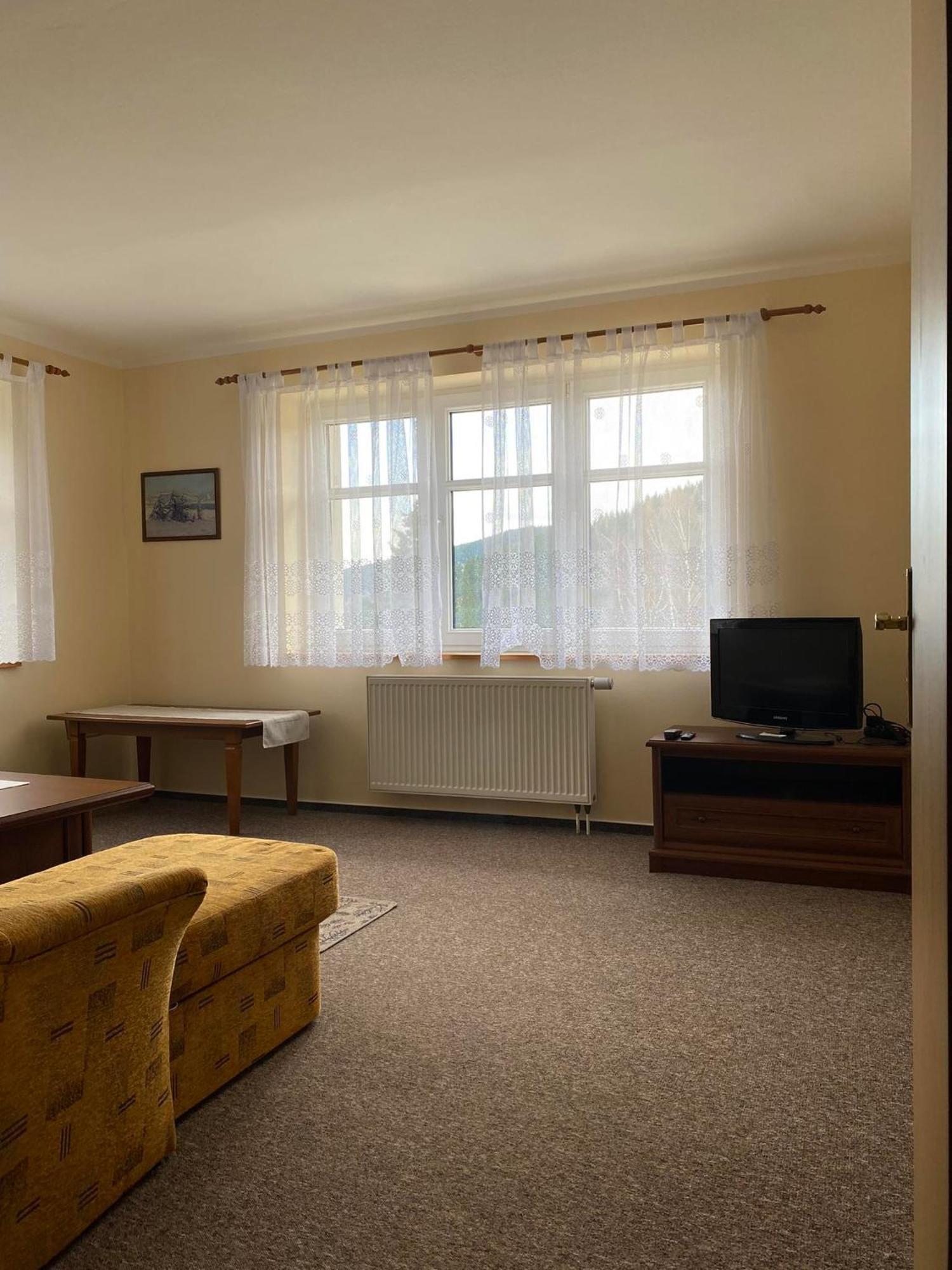Apartment Okolo Pece Pec pod Snezkou Esterno foto